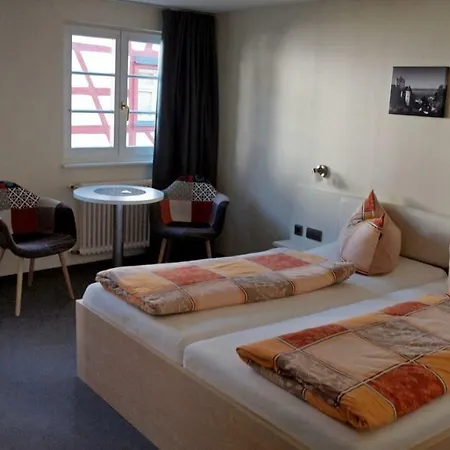 Gaestehaus Seliger בית הארחה 3*